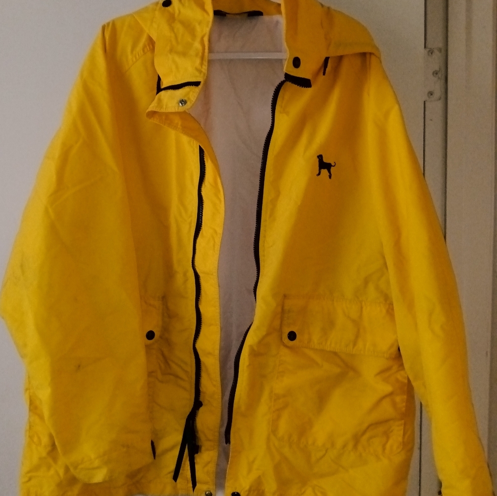 Black dog Brand Vintage Yellow Jacket
